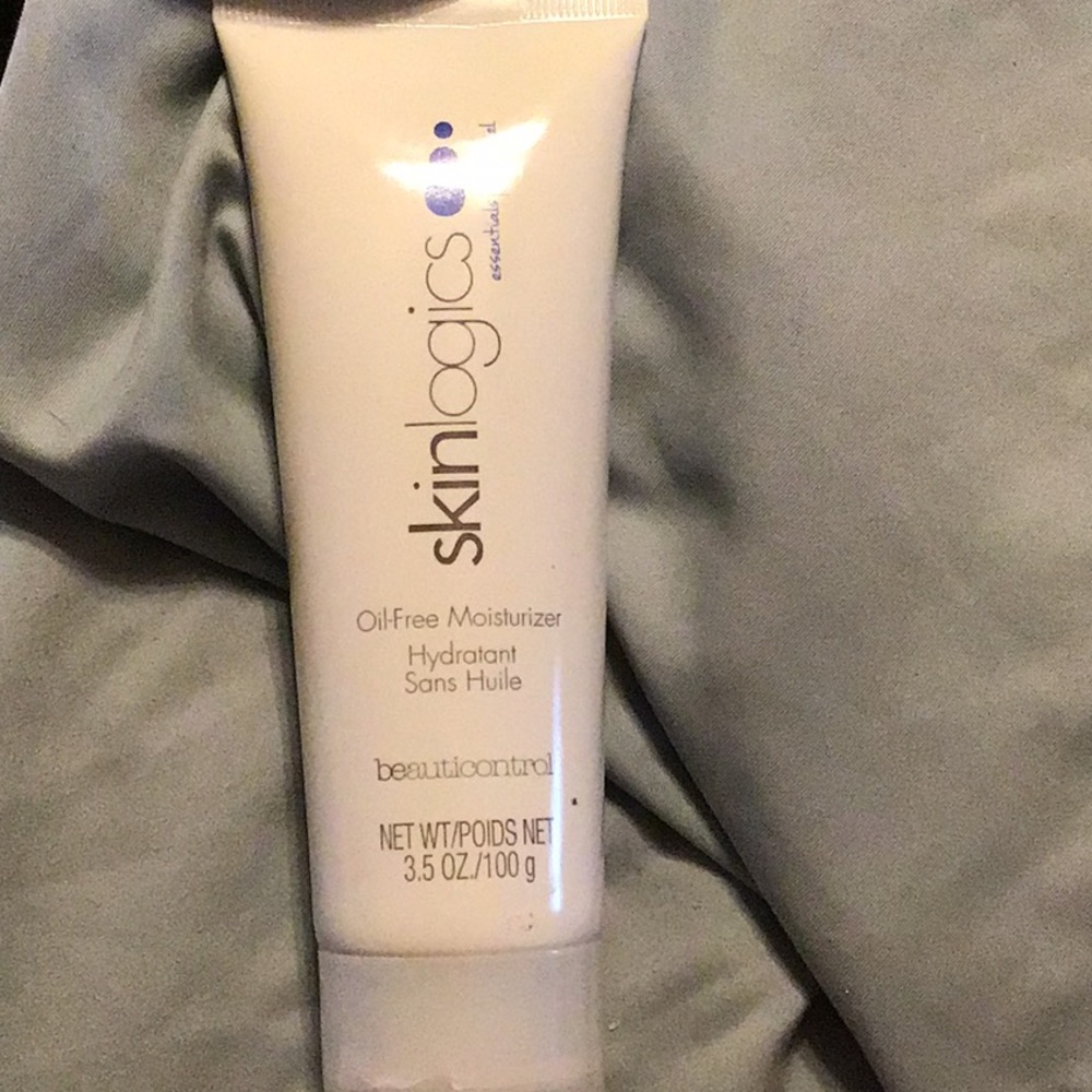 SKINLOGICS OIL-FREE MOISTURIZER